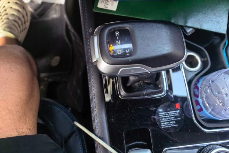 Used BAIC Off-Road BJ40 2023 2.0T Automatic Four-Wheel Drive Urban Hunter Edition Chivalrous Type Gear Lever