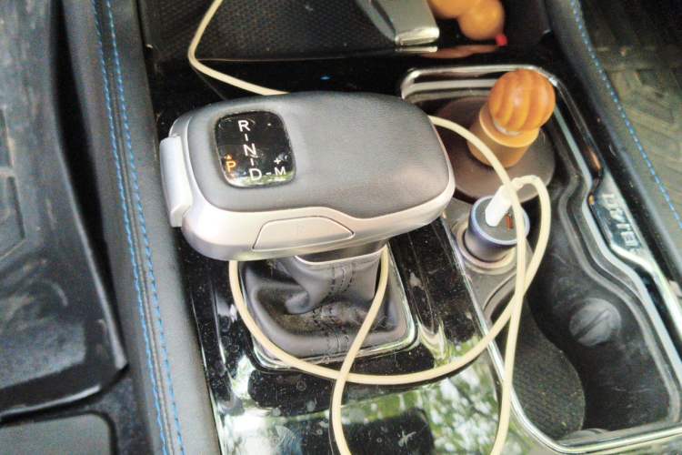 Used BAIC Off-Road BJ40 2023 2.0T Automatic Four-Wheel Drive Urban Hunter Edition Chivalrous Type Gear Lever