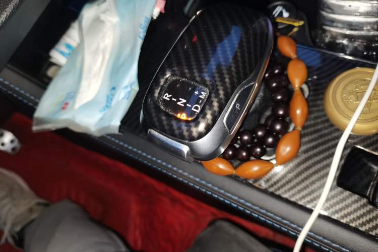 Used BAIC Off-Road BJ40 2023 2.0D Automatic Four-Wheel Drive Blade Hero Edition Adventurer Type Gear Lever