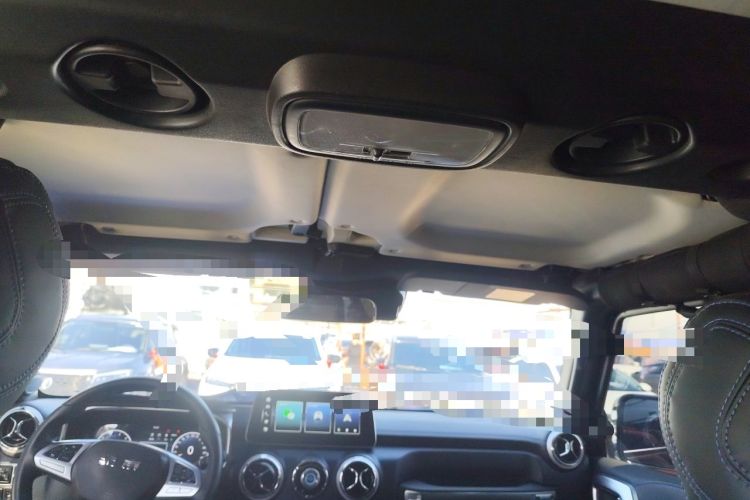 Used BAIC Off-Road BJ40 2023 2.0T Automatic Four-Wheel Drive Urban Hunter Edition Chivalrous Type Headliner
