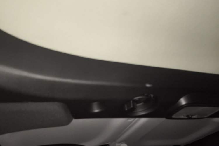 Used BAIC Off-Road BJ40 2023 2.0T Automatic Four-Wheel Drive Urban Hunter Edition Chivalrous Type Headliner