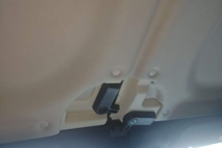 Used BAIC Off-Road BJ40 2023 2.0D Automatic Four-Wheel Drive Blade Hero Edition Adventurer Type Headliner