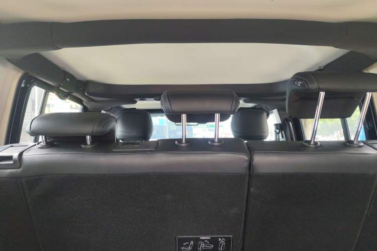 Used BAIC Off-Road BJ40 2023 2.0T Automatic Four-Wheel Drive Urban Hunter Edition Prestige Version Headliner