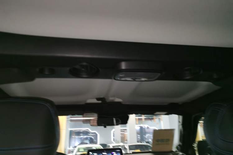 Used BAIC Off-Road BJ40 2023 2.0D Automatic Four-Wheel Drive Blade Hero Edition Adventurer Type Headliner