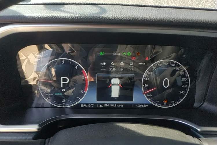 Used BAIC Off-Road BJ40 2023 2.0D Automatic Four-Wheel Drive Blade Hero Edition Adventurer Type (with Front and Rear Electronic Locks) Instrument Cluster