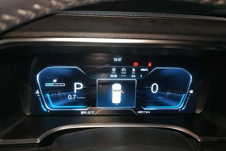 Used BAIC Off-Road BJ40 2023 2.0T Automatic Four-Wheel Drive Urban Hunter Edition Chivalrous Type Instrument Cluster