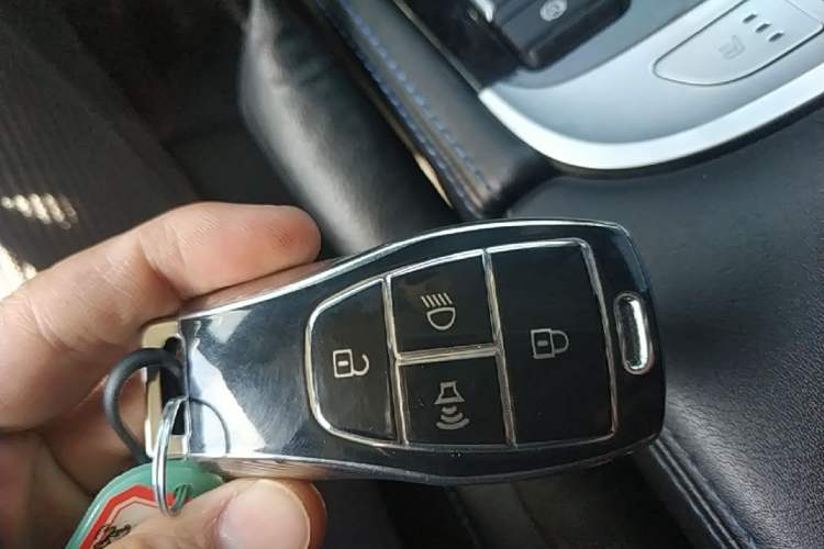 Used BAIC Off-Road BJ40 2023 2.0D Automatic Four-Wheel Drive Blade Hero Edition Adventurer Type (with Front and Rear Electronic Locks) Interior 1
