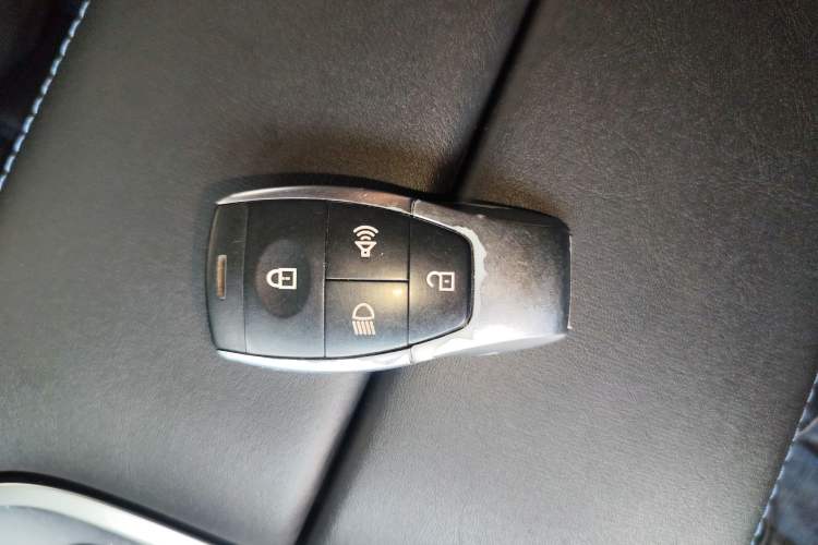 Used BAIC Off-Road BJ40 2023 2.0T Automatic Four-Wheel Drive Urban Hunter Edition Prestige Version Interior 1