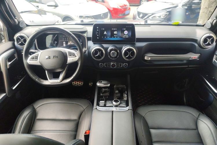 Used BAIC Off-Road BJ40 2023 2.0T Automatic Four-Wheel Drive Urban Hunter Edition Prestige Version Interior 2