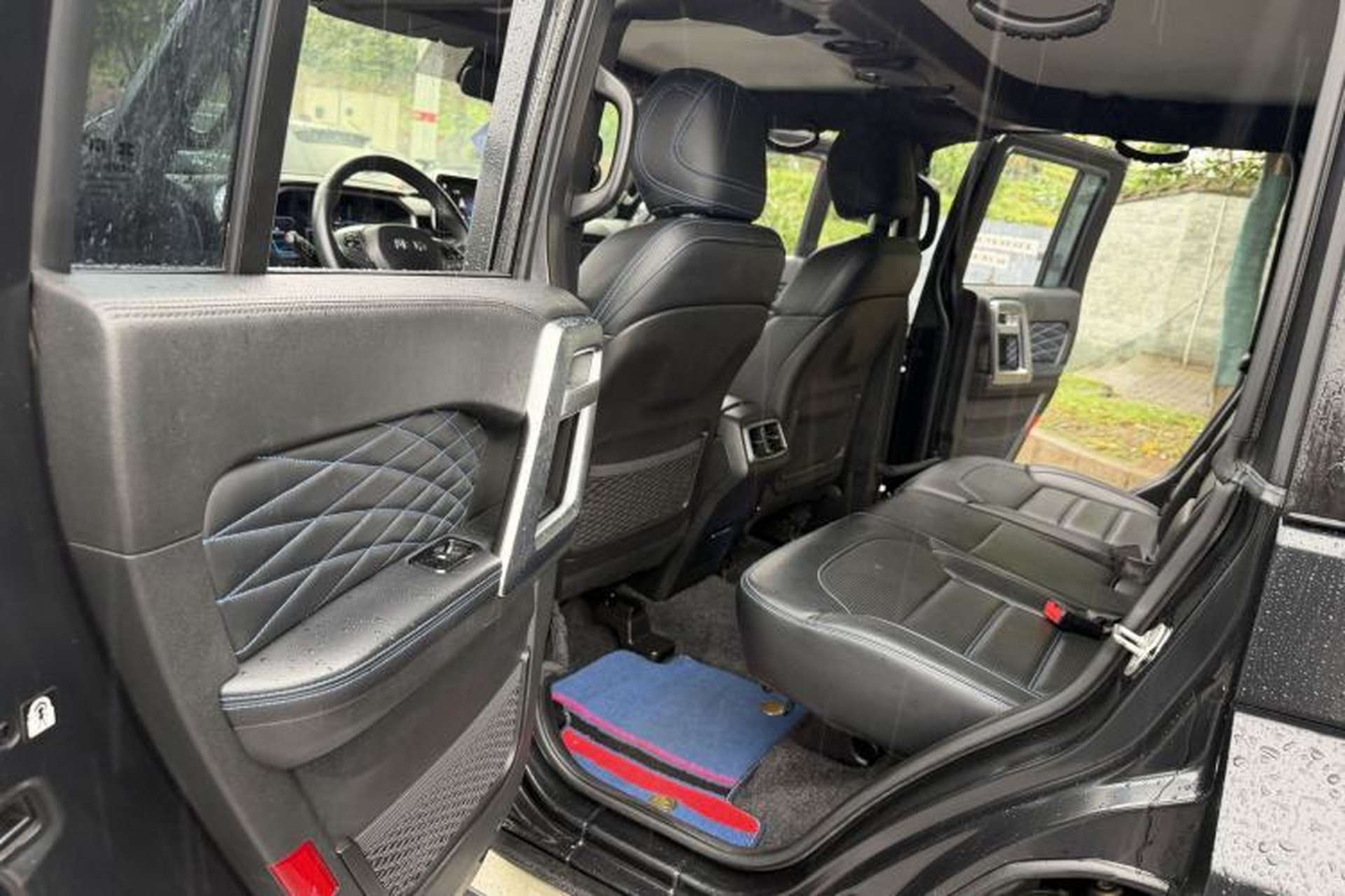 Used BAIC Off-Road BJ40 2023 2.0D Automatic Four-Wheel Drive Blade Hero Edition Adventurer Type Interior 3