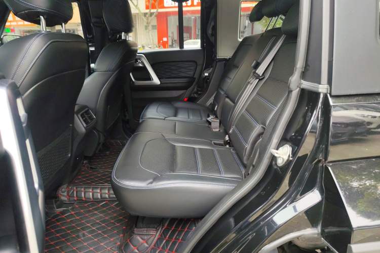 Used BAIC Off-Road BJ40 2023 2.0T Automatic Four-Wheel Drive Urban Hunter Edition Prestige Version Interior 4