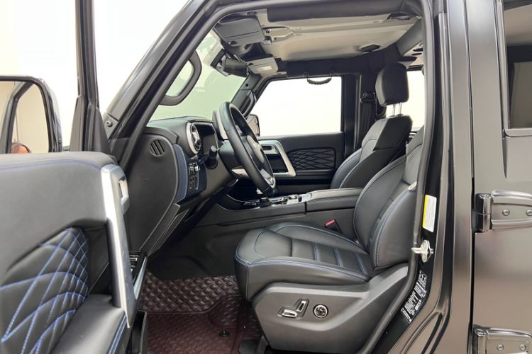 Used BAIC Off-Road BJ40 2023 2.0D Automatic Four-Wheel Drive Blade Hero Edition Adventurer Type Interior 5