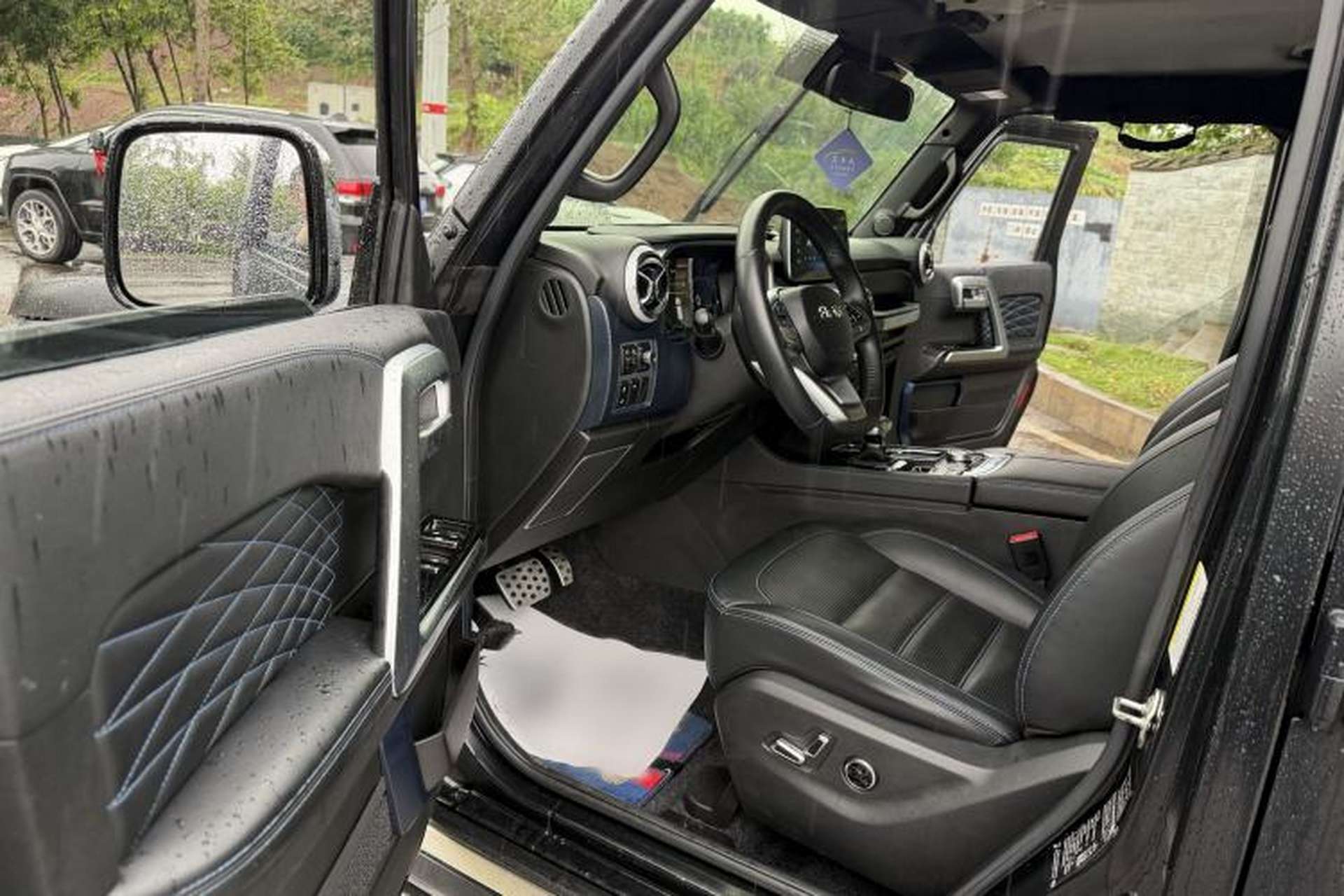 Used BAIC Off-Road BJ40 2023 2.0D Automatic Four-Wheel Drive Blade Hero Edition Adventurer Type Interior 5