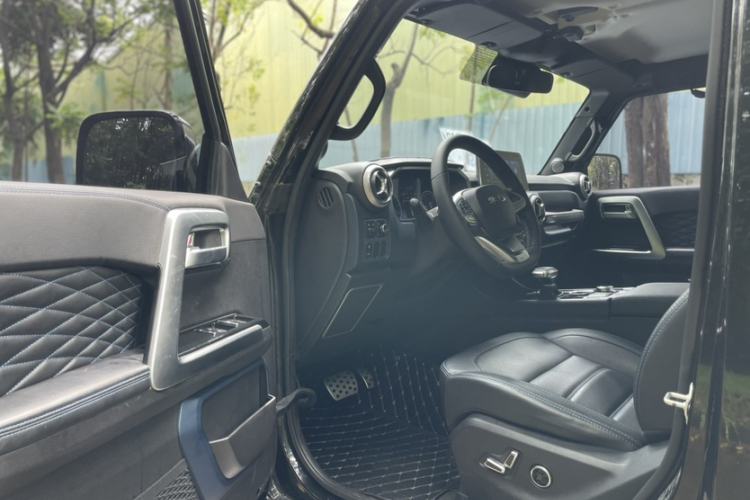 Used BAIC Off-Road BJ40 2023 2.0T Automatic Four-Wheel Drive Urban Hunter Edition Chivalrous Type Interior 6