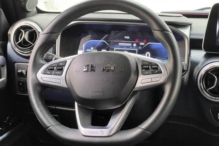 Used BAIC Off-Road BJ40 2023 2.0D Automatic Four-Wheel Drive Blade Hero Edition Adventurer Type Interior 8