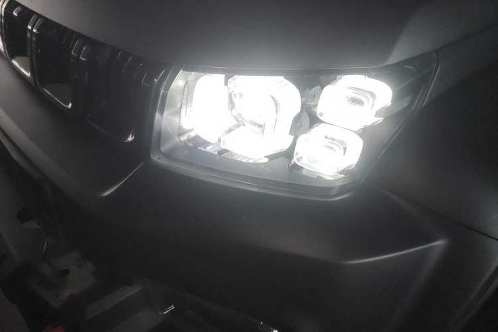 Used BAIC Off-Road BJ40 2023 2.0D Automatic Four-Wheel Drive Blade Hero Edition Adventurer Type Left Front Headlight
