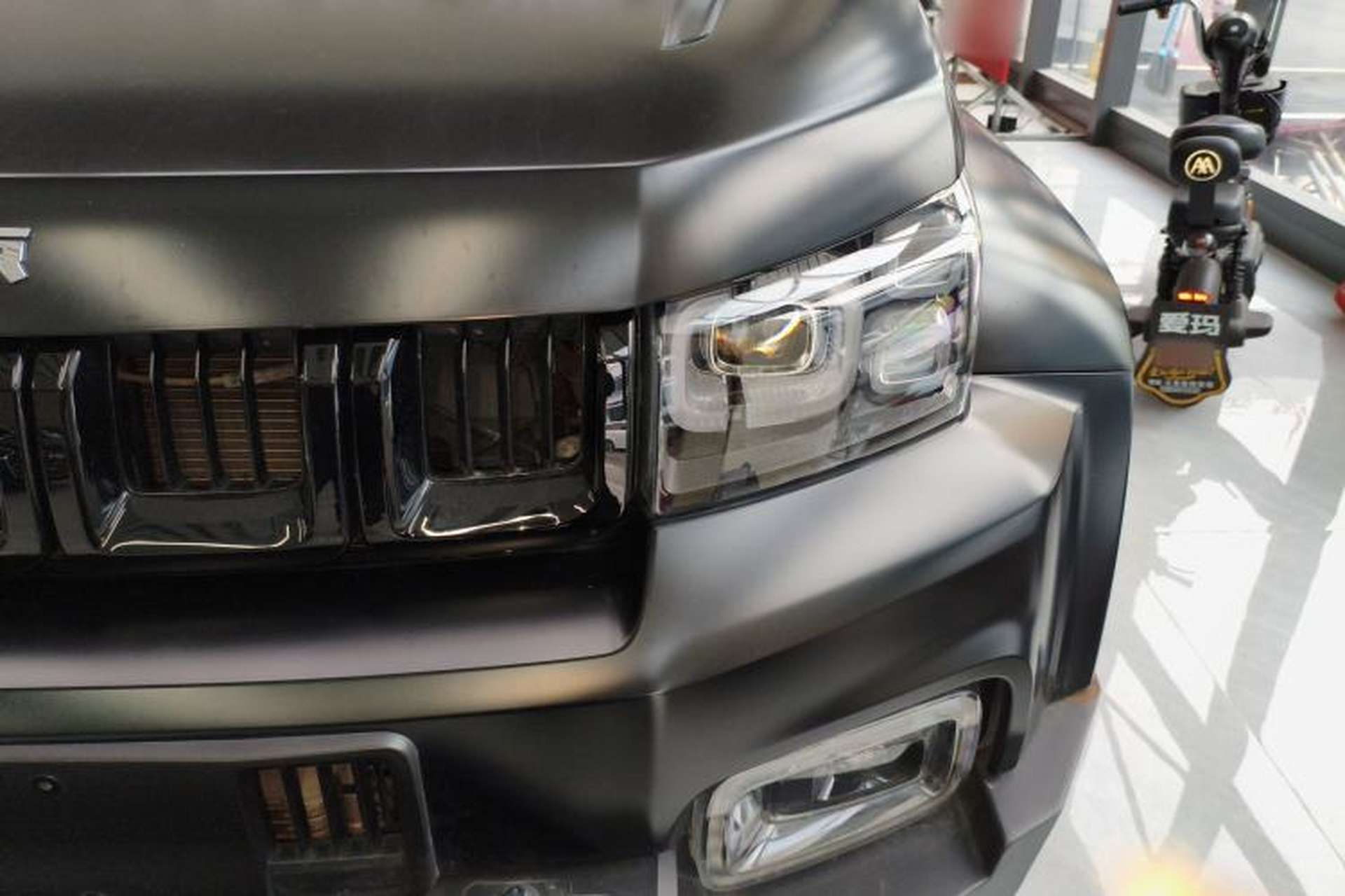 Used BAIC Off-Road BJ40 2023 2.0D Automatic Four-Wheel Drive Blade Hero Edition Adventurer Type Left Front Headlight