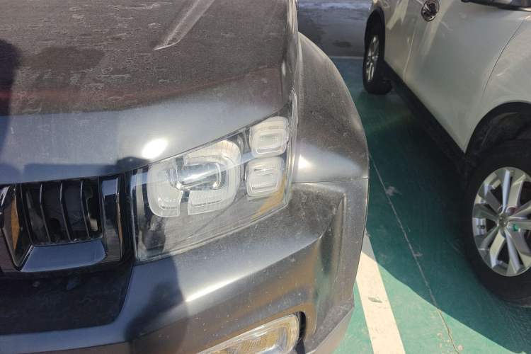 Used BAIC Off-Road BJ40 2023 2.0D Automatic Four-Wheel Drive Blade Hero Edition Adventurer Type Left Front Headlight