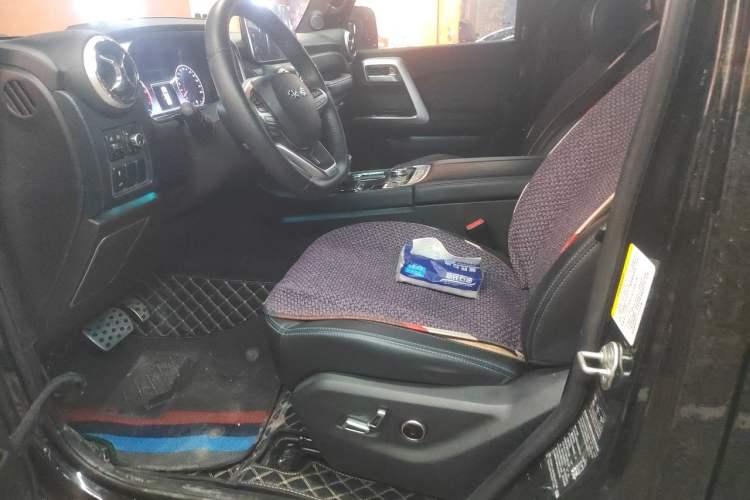 Used BAIC Off-Road BJ40 2023 2.0T Automatic Four-Wheel Drive Urban Hunter Edition Chivalrous Type Left Front Seat