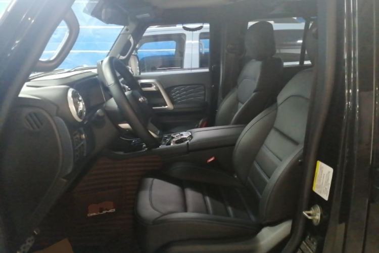 Used BAIC Off-Road BJ40 2023 2.0T Automatic Four-Wheel Drive Urban Hunter Edition Chivalrous Type Left Front Seat