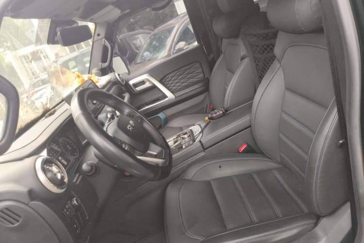 Used BAIC Off-Road BJ40 2023 2.0T Automatic Four-Wheel Drive Urban Hunter Edition Chivalrous Type Left Front Seat