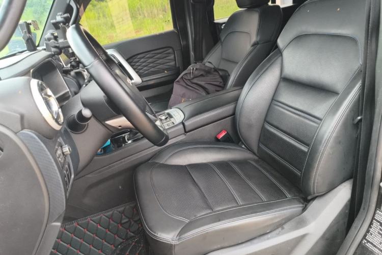 Used BAIC Off-Road BJ40 2023 2.0D Automatic Four-Wheel Drive Blade Hero Edition Adventurer Type Left Front Seat
