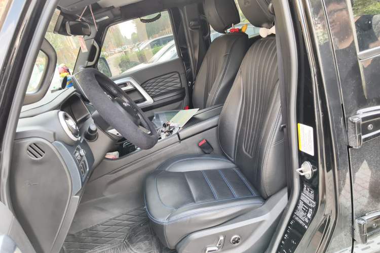 Used BAIC Off-Road BJ40 2023 2.0T Automatic Four-Wheel Drive Urban Hunter Edition Chivalrous Type Left Front Seat