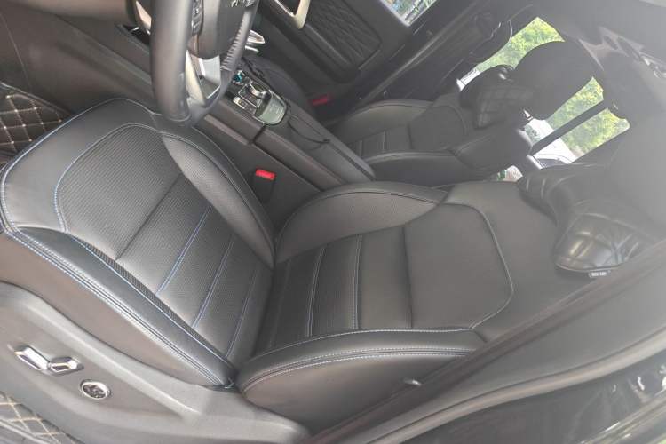 Used BAIC Off-Road BJ40 2023 2.0T Automatic Four-Wheel Drive Urban Hunter Edition Chivalrous Type Left Front Seat
