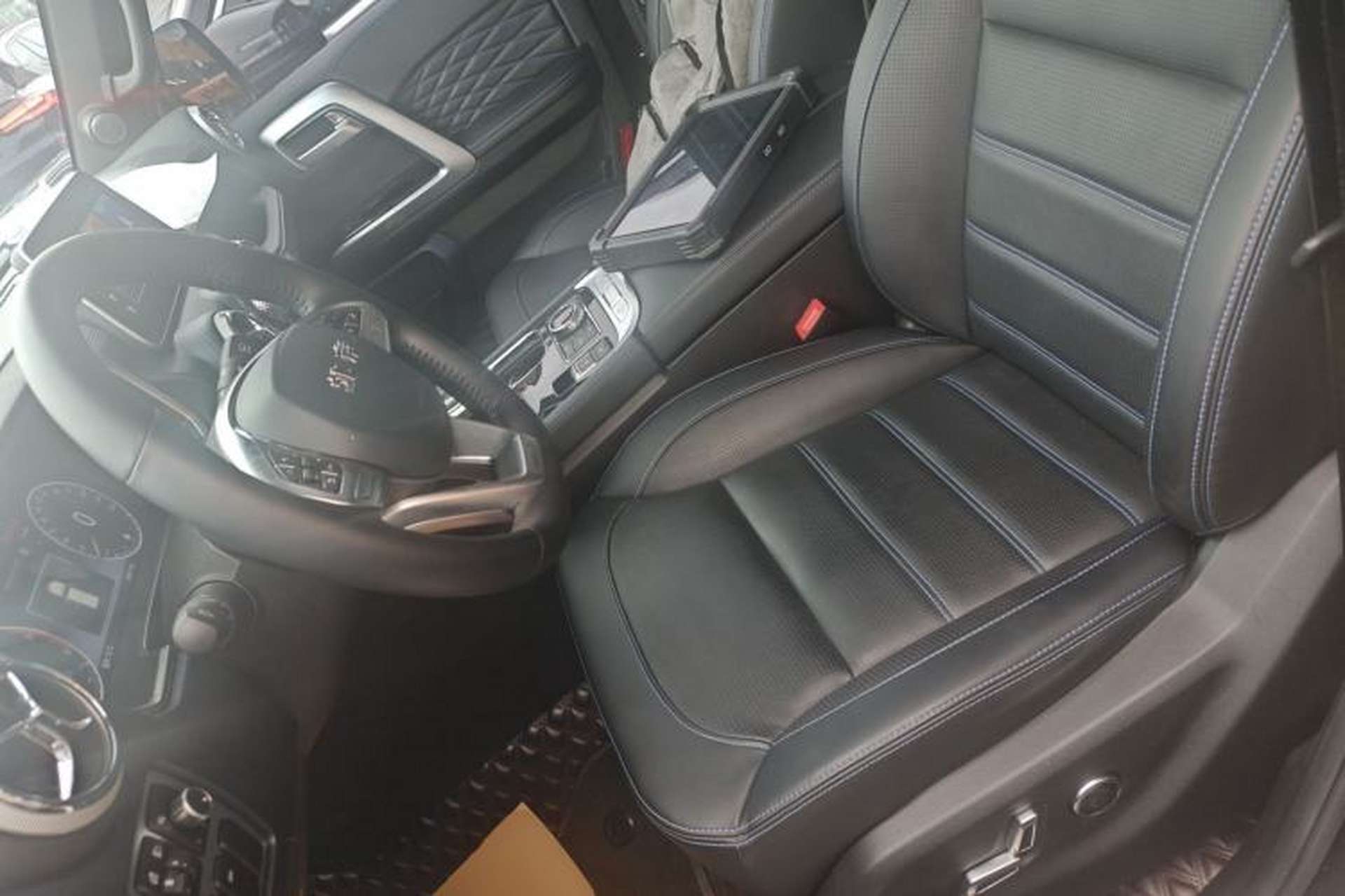 Used BAIC Off-Road BJ40 2023 2.0D Automatic Four-Wheel Drive Blade Hero Edition Adventurer Type Left Front Seat