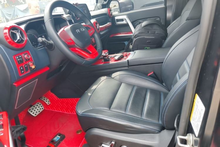 Used BAIC Off-Road BJ40 2023 2.0D Automatic Four-Wheel Drive Blade Hero Edition Adventurer Type Left Front Seat