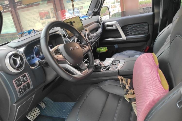 Used BAIC Off-Road BJ40 2023 2.0D Automatic Four-Wheel Drive Blade Hero Edition Adventurer Type Left Front Seat