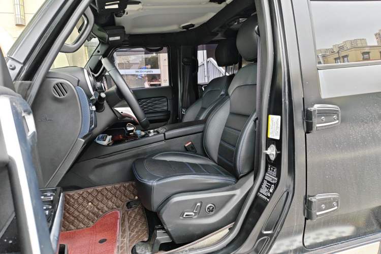 Used BAIC Off-Road BJ40 2023 2.0D Automatic Four-Wheel Drive Blade Hero Edition Adventurer Type Left Front Seat