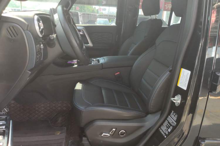 Used BAIC Off-Road BJ40 2023 2.0T Automatic Four-Wheel Drive Urban Hunter Edition Prestige Version Left Front Seat