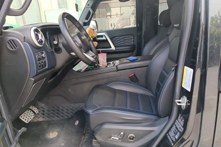 Used BAIC Off-Road BJ40 2023 2.0T Automatic Four-Wheel Drive Urban Hunter Edition Prestige Version Left Front Seat