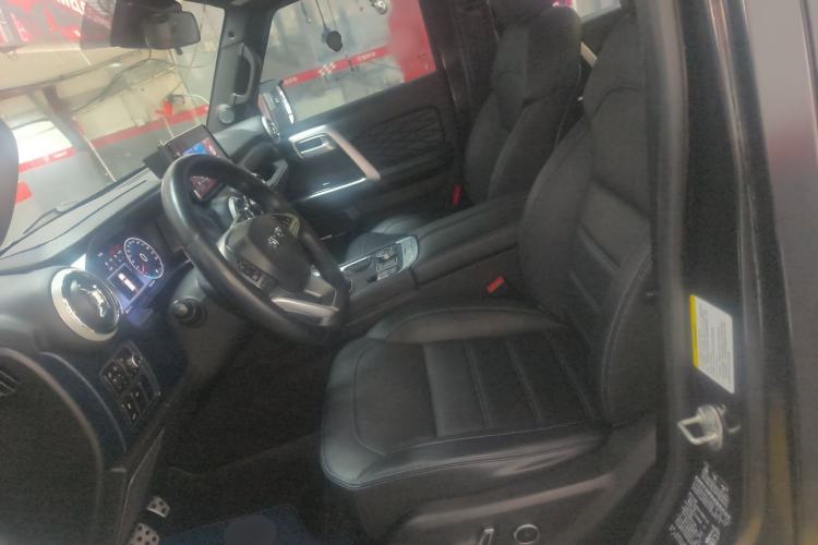 Used BAIC Off-Road BJ40 2023 2.0D Automatic Four-Wheel Drive Blade Hero Edition Adventurer Type Left Front Seat