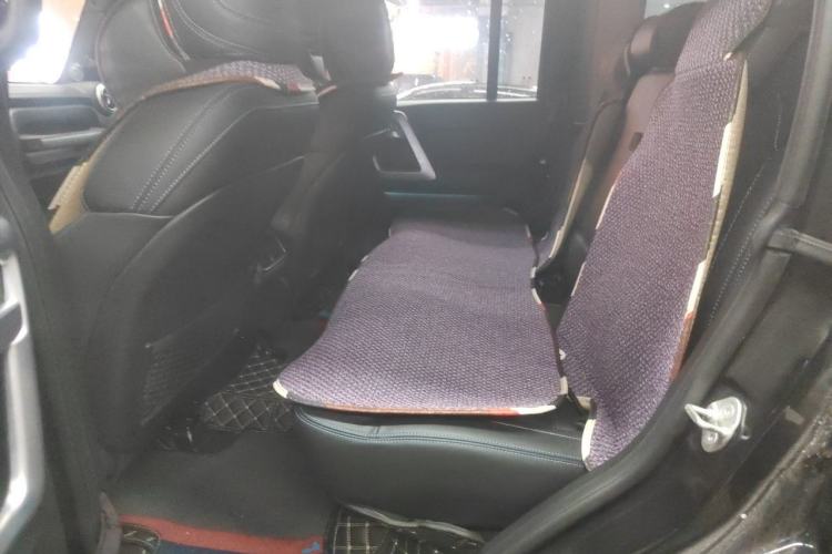 Used BAIC Off-Road BJ40 2023 2.0T Automatic Four-Wheel Drive Urban Hunter Edition Chivalrous Type Left Rear Seat