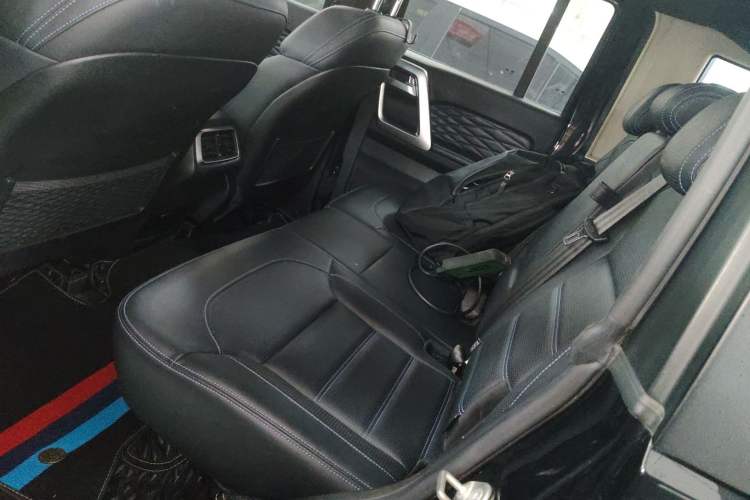 Used BAIC Off-Road BJ40 2023 2.0T Automatic Four-Wheel Drive Urban Hunter Edition Chivalrous Type Left Rear Seat