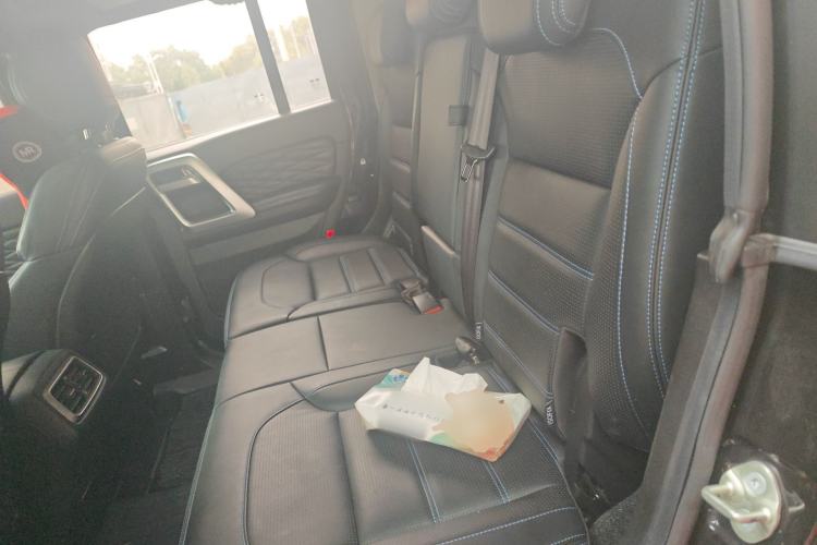 Used BAIC Off-Road BJ40 2023 2.0T Automatic Four-Wheel Drive Urban Hunter Edition Chivalrous Type Left Rear Seat