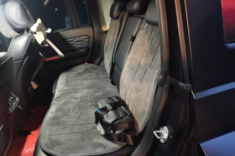 Used BAIC Off-Road BJ40 2023 2.0D Automatic Four-Wheel Drive Blade Hero Edition Adventurer Type Left Rear Seat