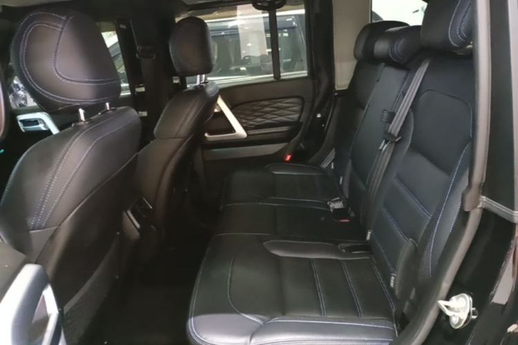 Used BAIC Off-Road BJ40 2023 2.0T Automatic Four-Wheel Drive Urban Hunter Edition Chivalrous Type Left Rear Seat