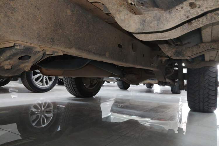 Used BAIC Off-Road BJ40 2023 2.0T Automatic Four-Wheel Drive Urban Hunter Edition Chivalrous Type Left Side Sill