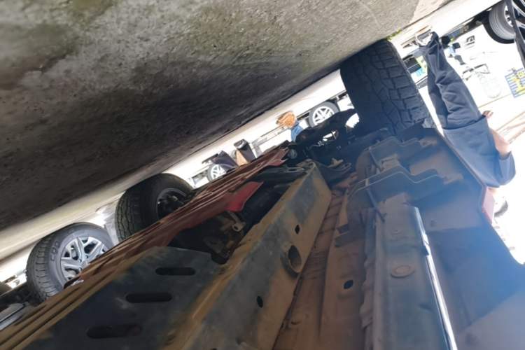 Used BAIC Off-Road BJ40 2023 2.0D Automatic Four-Wheel Drive Blade Hero Edition Adventurer Type Left Side Sill