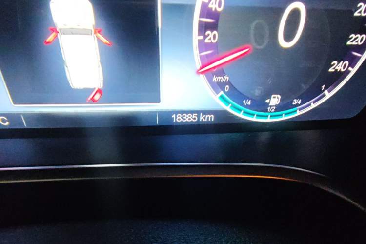 Used BAIC Off-Road BJ40 2023 2.0T Automatic Four-Wheel Drive Urban Hunter Edition Chivalrous Type Odometer Close Up