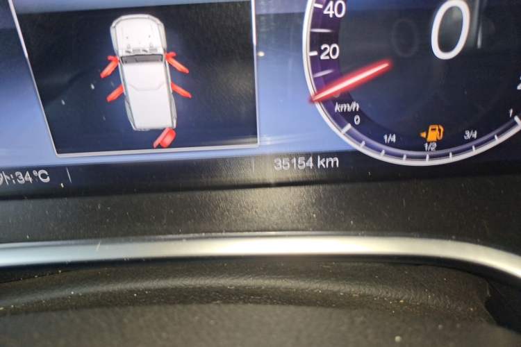 Used BAIC Off-Road BJ40 2023 2.0T Automatic Two-Wheel Drive Urban Hunter Edition Chivalrous Type Odometer Close Up