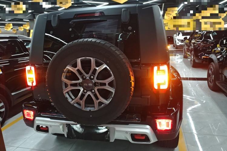 Used BAIC Off-Road BJ40 2023 2.0T Automatic Four-Wheel Drive Urban Hunter Edition Chivalrous Type Rear