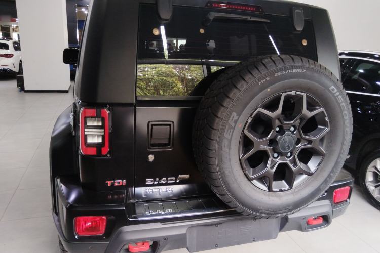 Used BAIC Off-Road BJ40 2023 2.0D Automatic Four-Wheel Drive Blade Hero Edition Adventurer Type Rear