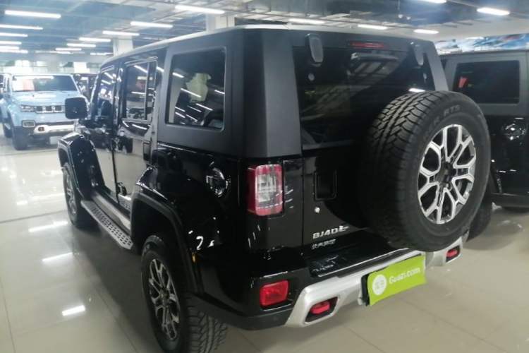 Used BAIC Off-Road BJ40 2023 2.0T Automatic Four-Wheel Drive Urban Hunter Edition Chivalrous Type Rear Left 45 Deg