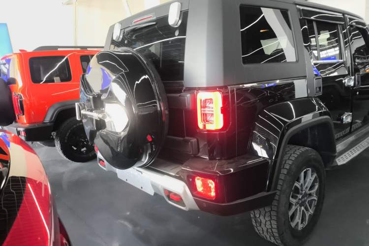Used BAIC Off-Road BJ40 2023 2.0T Automatic Four-Wheel Drive Urban Hunter Edition Chivalrous Type Rear