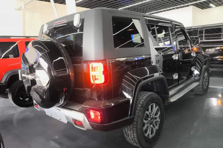 Used BAIC Off-Road BJ40 2023 2.0T Automatic Four-Wheel Drive Urban Hunter Edition Chivalrous Type Rear Right 45 Deg