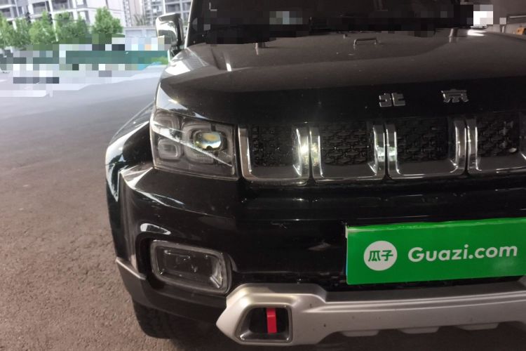 Used BAIC Off-Road BJ40 2023 2.0T Automatic Four-Wheel Drive Urban Hunter Edition Chivalrous Type Right Front Headlight
